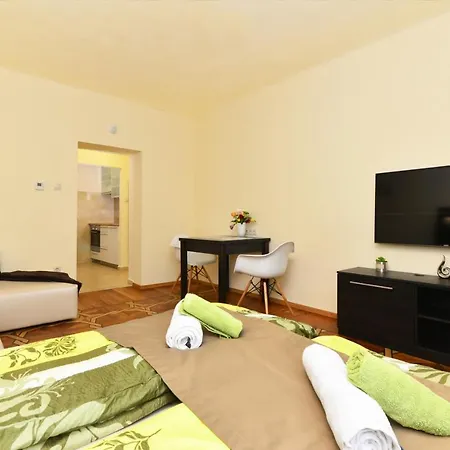 Flat In The Castle Area Budapest